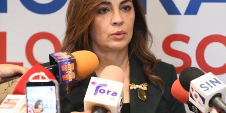 Presidenta de COPARDOM exhorta al empresariado a  asumir responsabilidad democrática