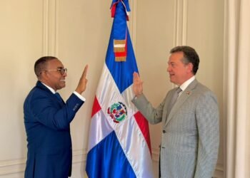 Víctor Pichardo asume como cónsul en Mayagüez y prioriza la comunidad dominicana