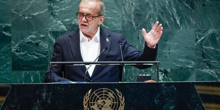Pezeshkian acusa a EE.UU e Israel de terrorismo durante discurso ante ONU