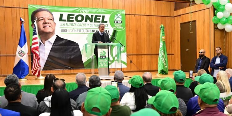 Leonel rechaza “total y radicalmente” eliminar voto de dominicanos en el exterior
