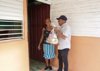 DASAC garantiza alimentación e inicia reparación de techos a familias en SJM
