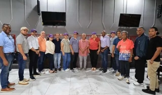 NUEVA YORK: Equipo de Gonzalo realiza reunión para montaje primarias