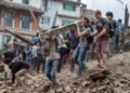 Nepal, bajo agua y  dolor: muertos por inundaciones superan los 1,000