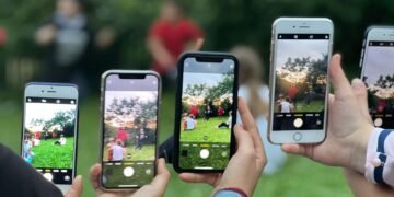 Macron le declara la guerra al celular en 3700 escuelas en Francia