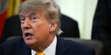 Trump publica un mapa en que la bandera de Estados Unidos cubre México, el Caribe y Canadá