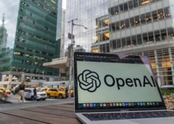 OpenAI presenta Dots, nuevo sistema agentes de IA para automatizar tareas