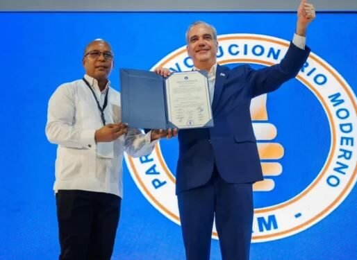 Abinader asume presidencia del PRM, garantiza un partido unido y concentrado para gobernar los dominicanos