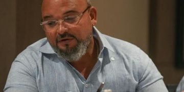 Ministro de Industria y Comercio se reúne este sábado con dirigentes choferiles