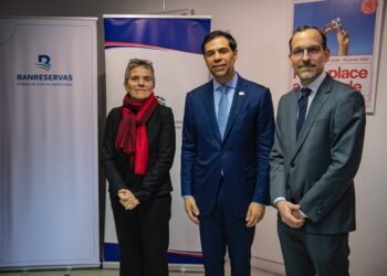 Banreservas otorga becas de residencia artística en París