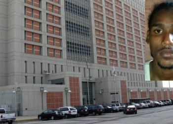 Dominicano herido por ICE es trasladado al mismo recinto donde guarda prisión Nicolás Maduro en Brooklyn