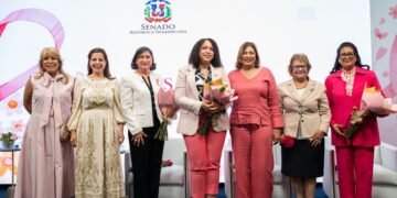 Senado reúne a mujeres sobrevivientes de cáncer en el panel «Voces que vencieron»