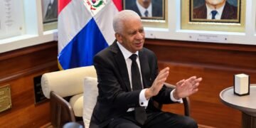 Ricardo de los Santos impulsa reforma a Seguridad Social y anuncia correctivo a embudo legislativo