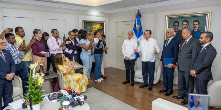 Senado recibe del Poder Ejecutivo anteproyecto ley Plan de Ordenamiento Territorial