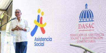 Gobierno inicia transformación de más de 10 mil hogares en Santiago a través del programa “Cambio de Fogones por Estufas” de DASAC