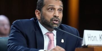FBI publica «Informe Patel» interno y clasificado sobre las ocasiones en que «no estuvo a la altura»