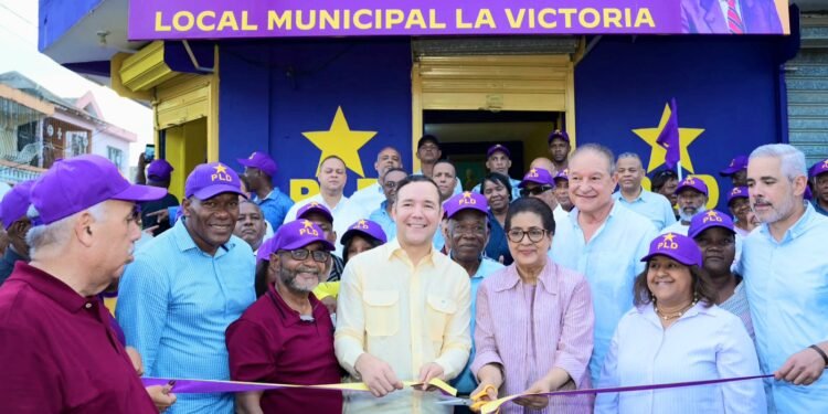 PLD inaugura un nuevo local en el municipio La Victoria