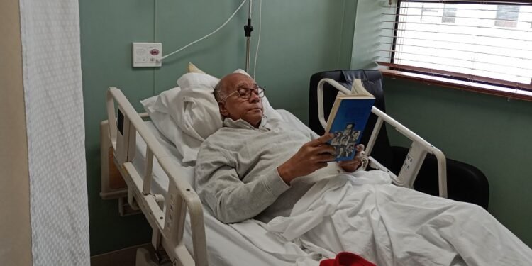Cuatro organismos cooperativos auspician libro preventivo frente al cáncer
