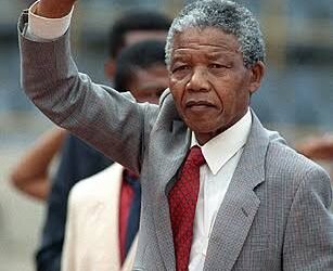 Nelson Mandela está de vuelta