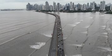 Un terremoto de magnitud 7,6 sacude Panamá y provoca evacuaciones en la capital