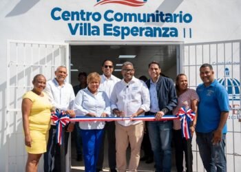 Propeep entrega centro comunitario en Villa Esperanza II en SDN