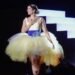 Rosalía canta ‘Reliquia’ con los pies en punta ante el público de Saturday Night Live