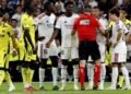 Vinícius pide perdón a sus compañeros y a la afición tras su expulsión ante el Villarreal