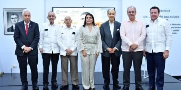 UNICARIBE inaugura auditorio en honor a Joaquín Balaguer y reconoce su legado