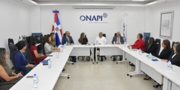 ONAPI y ADOPI unen esfuerzos para fortalecer la propiedad industrial en el país