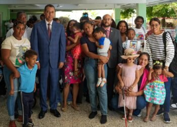 Indotel impulsa inclusión digital para estudiantes con discapacidad en Escuela José Manuel Rodríguez