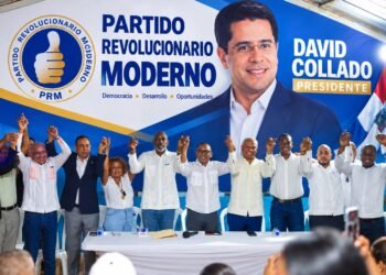 Exalcalde Peralvillo “El Profe” se suma con su equipo al proyecto presidencial de David Collado