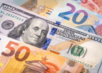 Dólar sube 40 centavos y se vende a RD$61.09